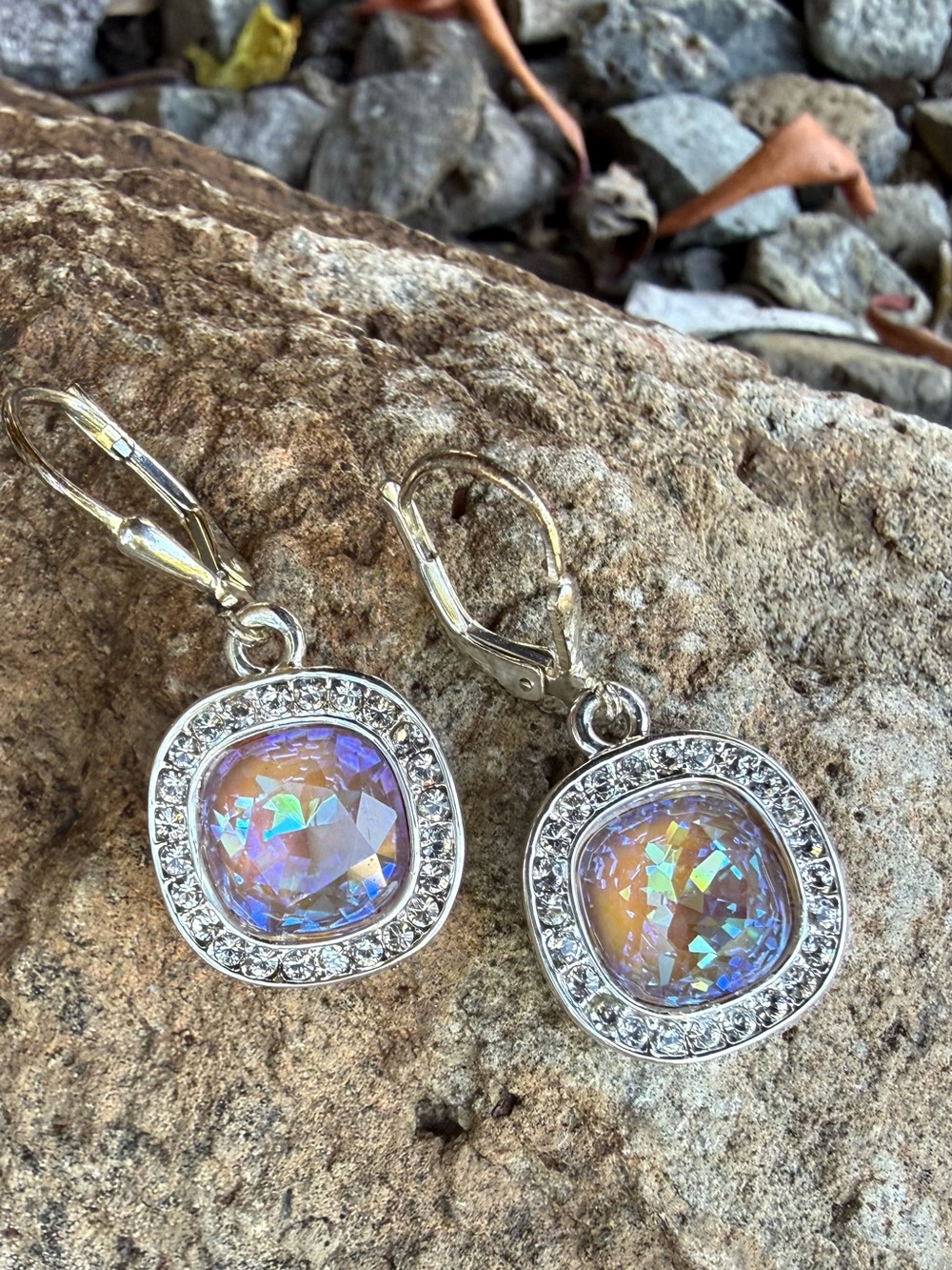 Handcrafted earrings with cappuccino color Swarovski crystal - Picture 4 of 6